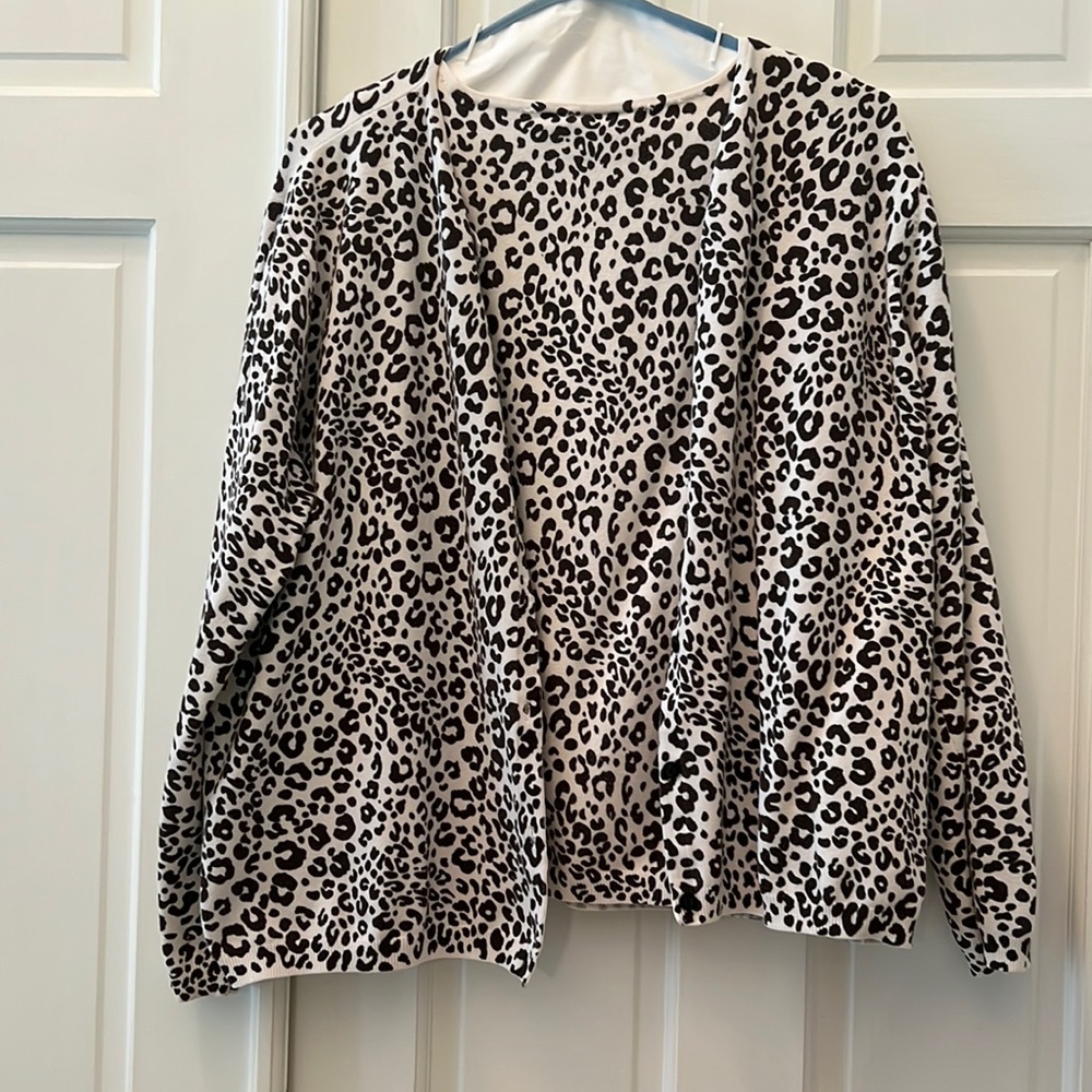 Liz Claiborne cardigan and shell set